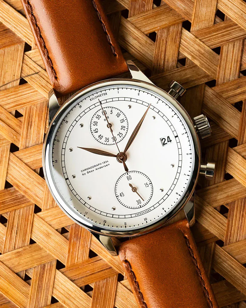 About Vintage 1834 Chronograph Steel / Cream Watch