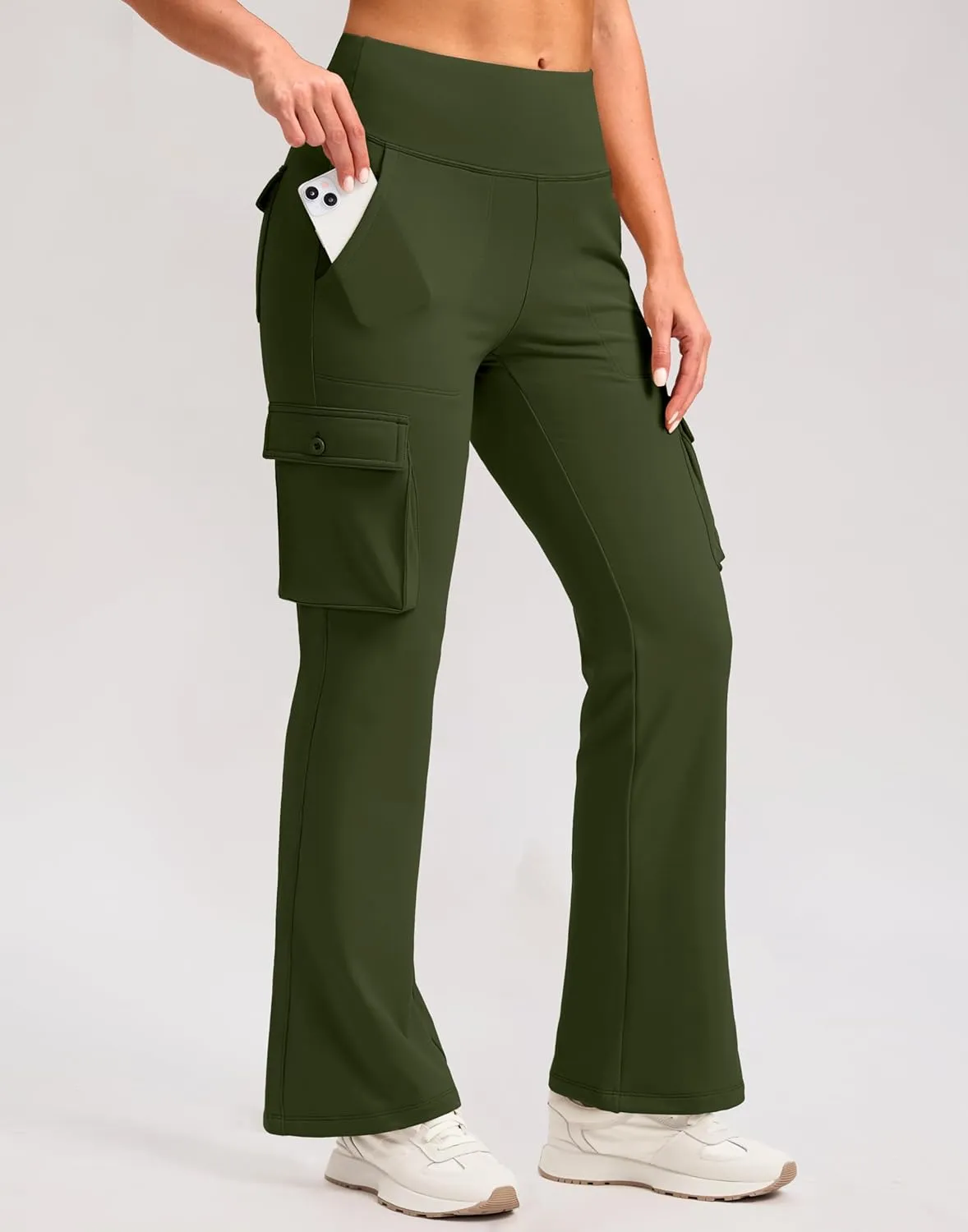 G Gradual Women's Fleece Lined Cargo Pants 6 Pockets Bootcut Water Resistant Winter Flare Leggings for Work, Hiking, Travel