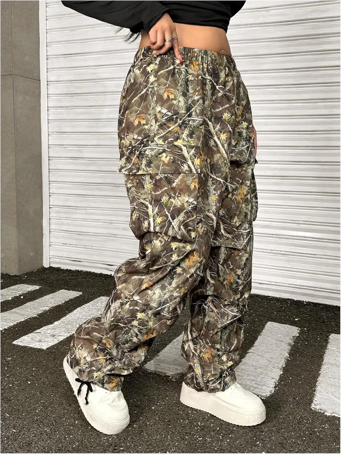 GORGLITTER Women's Plus Size Baggy Cargo Sweatpants Joggers Y2K Camo Camouflage Straight Leg Sweat Pants Street Wear