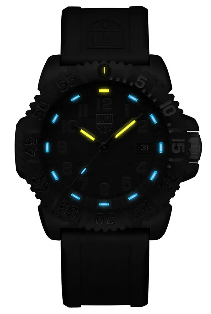 Luminox Navy Seal CARBONOX Black Rubber Strap Black Dial Date Divers Quartz Mens Watch XS.3051.GO.NSF