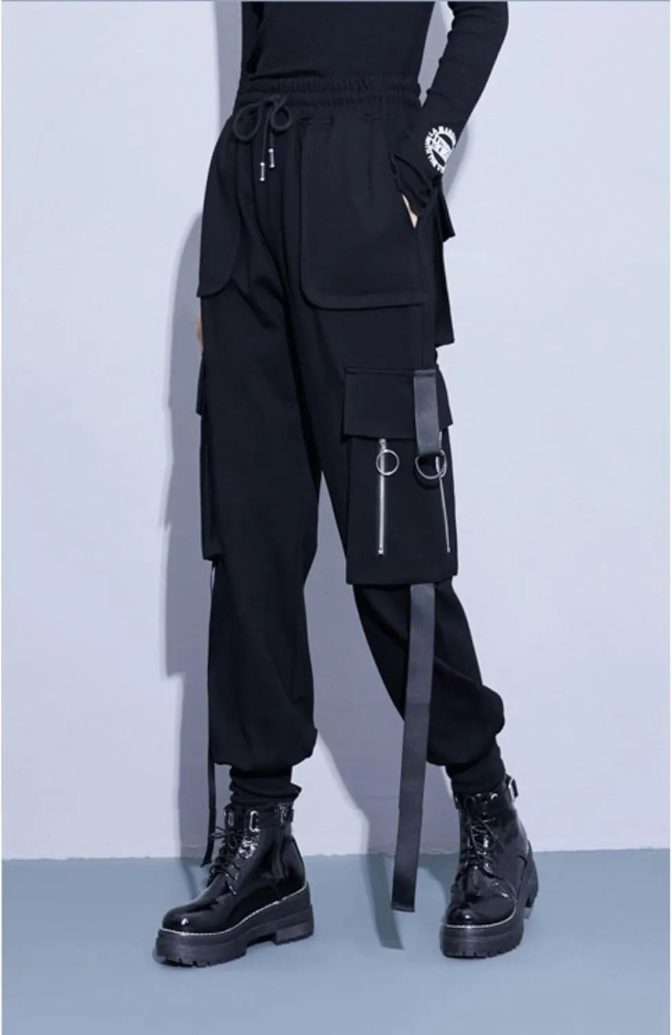 MEINVQIAOTI Zipper Multiple Pockets Streamer Loose Casual Harem Sweatpants Slim fit Wide Leg Drawstring Cargo Pants for Women